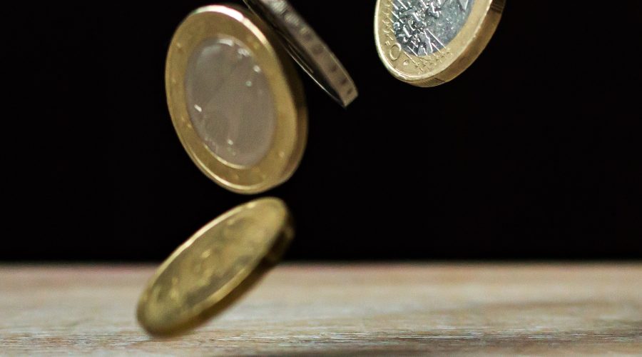 9 ways to earn extra income in addition to your salary