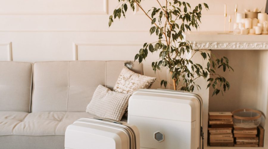 Earn extra income with your vacation home or B&B, even during the day